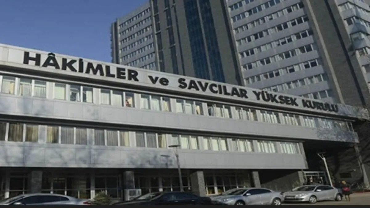 “Keyfi Hakime” HSK cezayı kesti! Davaları geciktirdi, mağduriyet yarattı: 3 yıl işlemsiz bıraktı, 4 yıl gerekçeli karar yazmadı