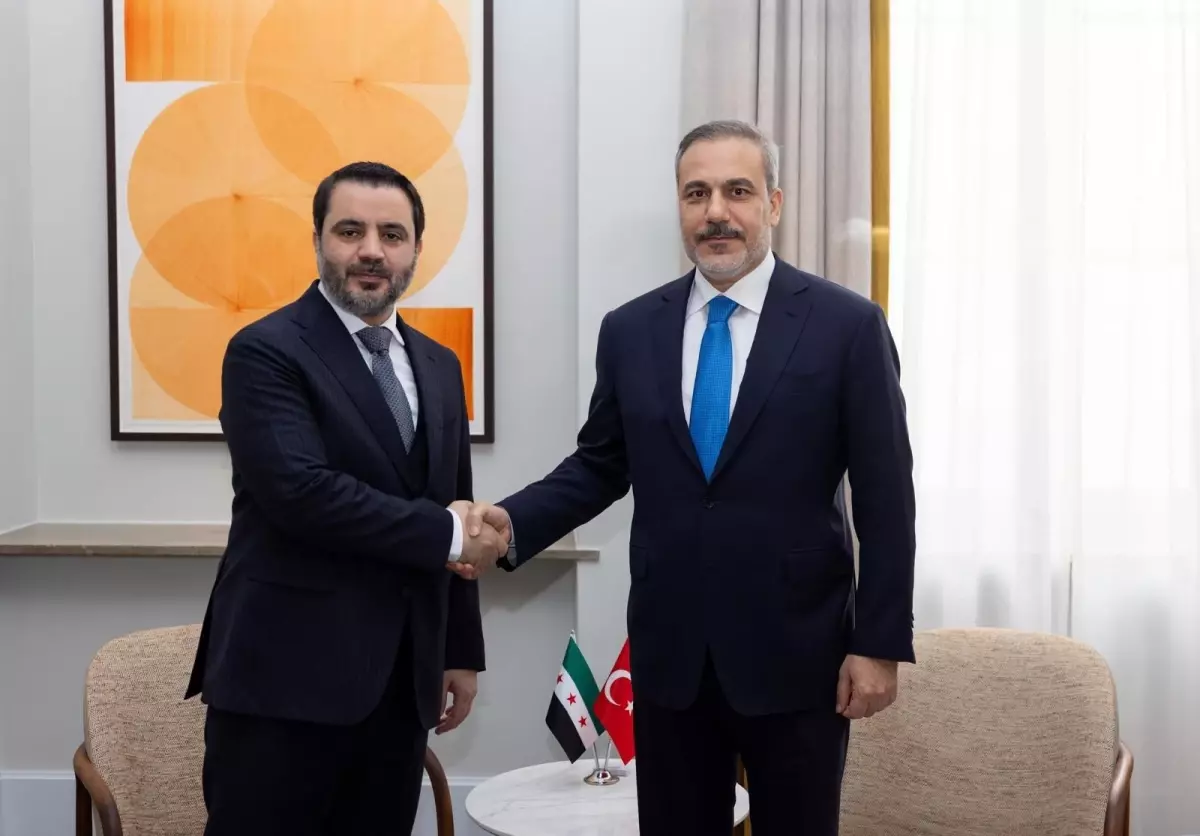 Dışişleri Bakanı Hakan Fidan, Suriye Dışişleri Bakanı ile Görüştü